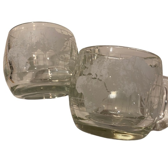 Set of 2 Vintage Nestle Nescafe World Map Globe Etched Glasses Mug Coffee Cups - Picture 3 of 16